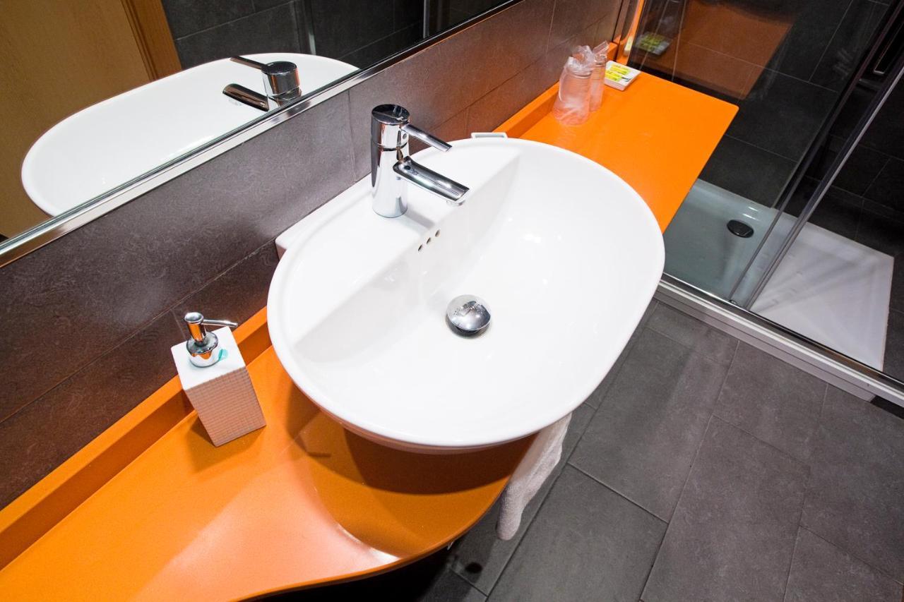 Casual Arriaga Hotel Bilbao Eksteriør billede
